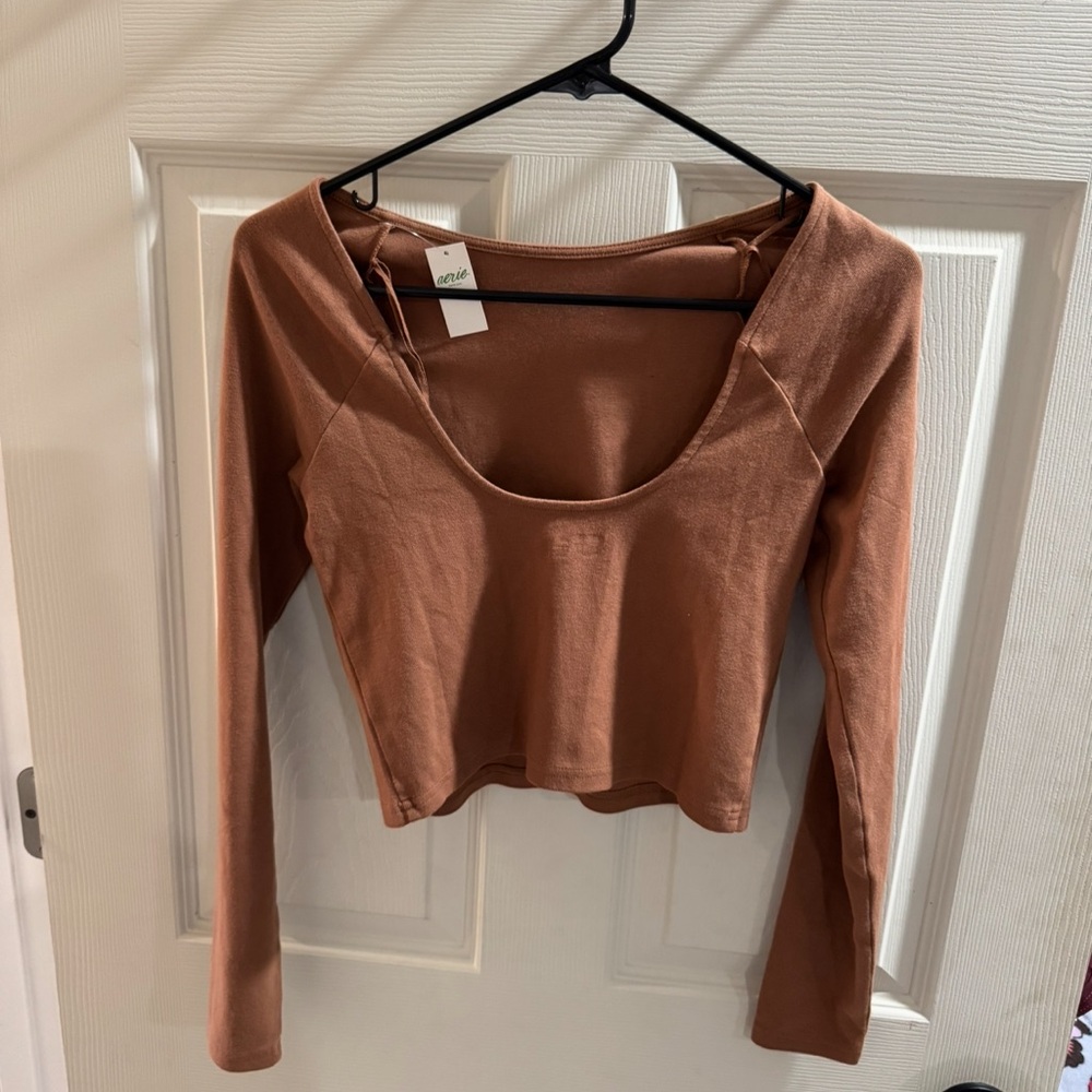 Aerie Brown Long Sleeve Crop Top
